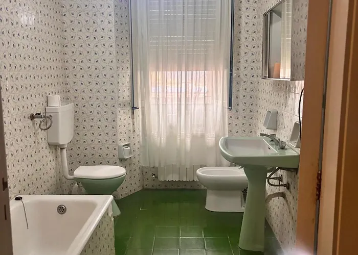 Stanza 30 Euro Per 2 Διαμέρισμα *